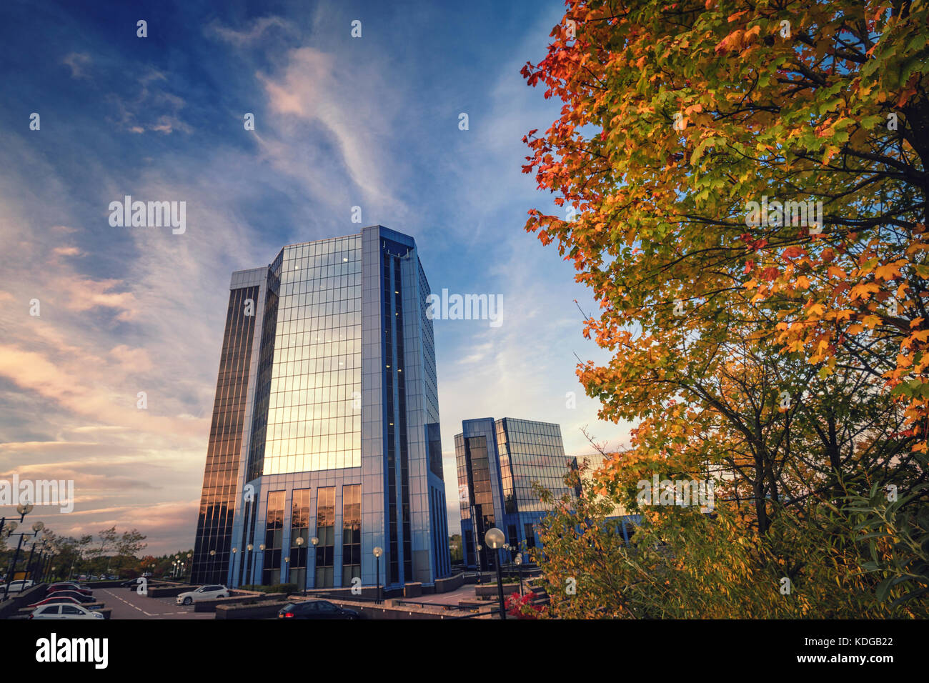 Telford Plaza Offices in Autumn Stock Photo Alamy