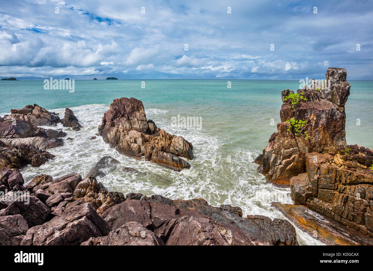 Thailand, Trat Province, tropical island of Koh Chang in the Gulf of Thailand, rocky promontory Cape Chai Chet on the west coast north of Ao Klong Phr Stock Photo