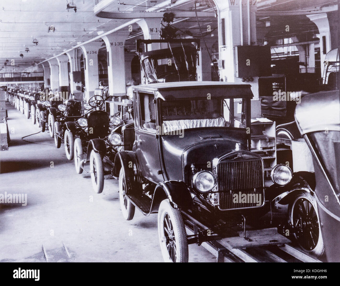 Ford assembly line: United States, 1930 Stock Photo