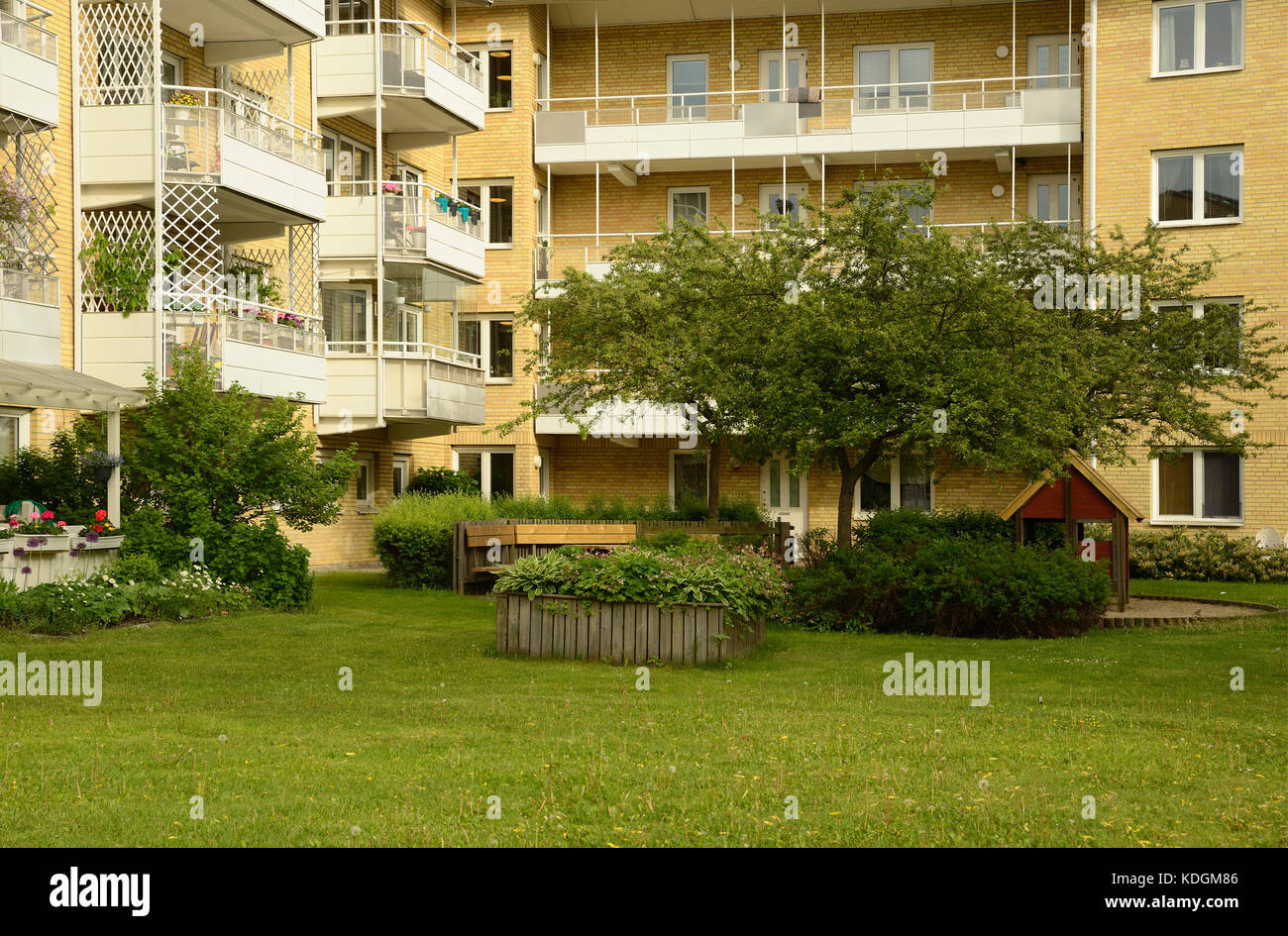 Apartment block in stockholm sweden hires stock photography and images