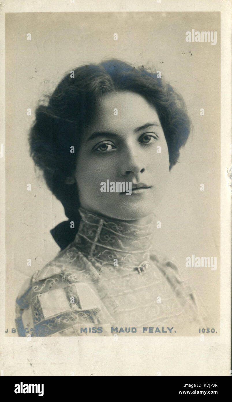 J beagles and co hi-res stock photography and images - Alamy, image size:804x1390