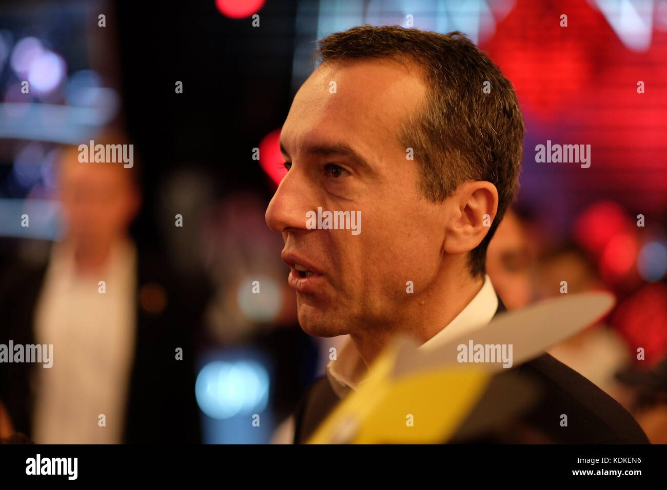 Austrian Chancellor Christian Kern meets voters at Game City Vienna ahead of tomorrow's important national election Stock Photo