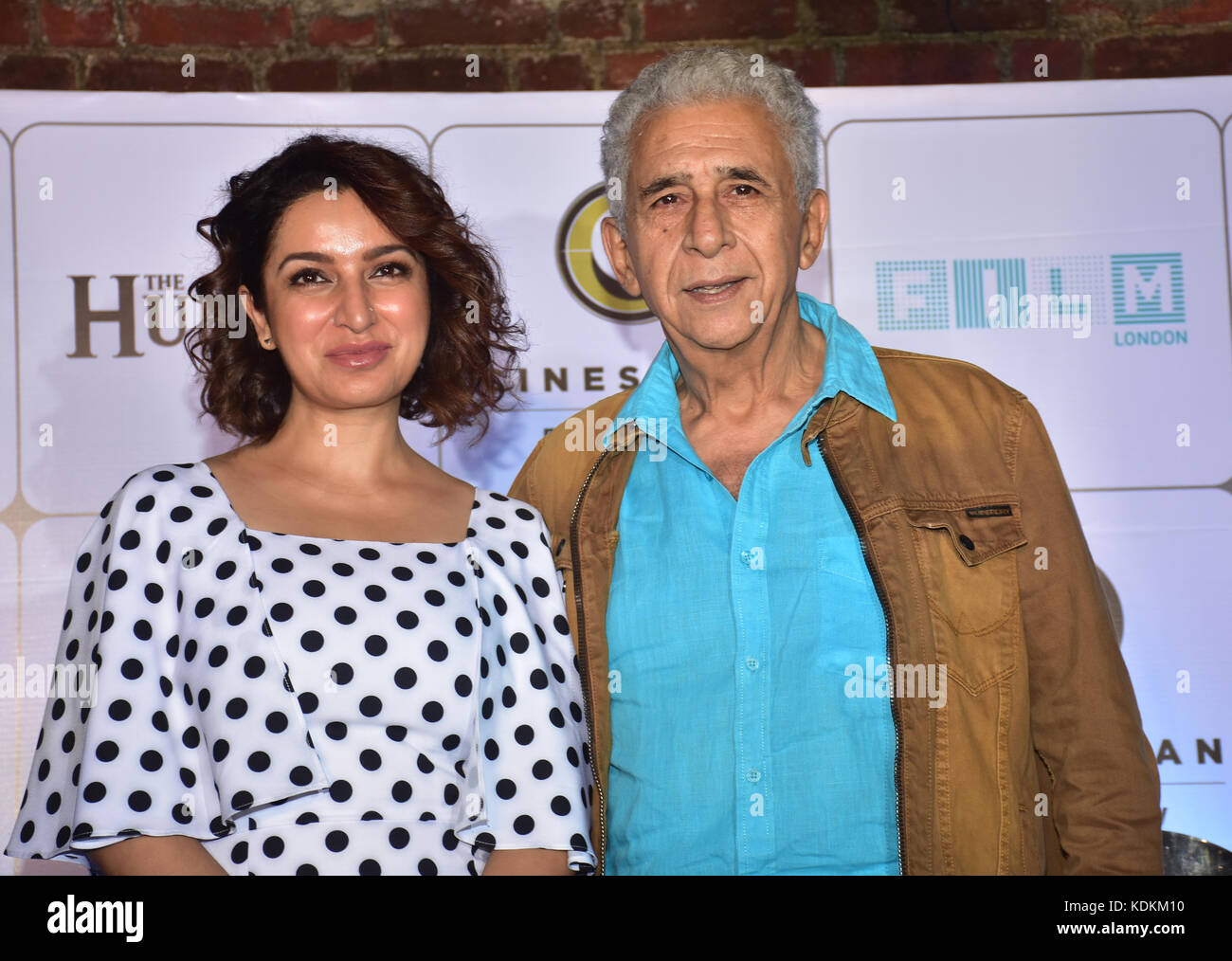 Mumbai, India. 14 October, 2017. Indian film actress Tisca Chopra with Naseeruddin Shah at the special press meet before premiere of their film 'The Hungry' at Juhu in Mumbai. Stock Photo