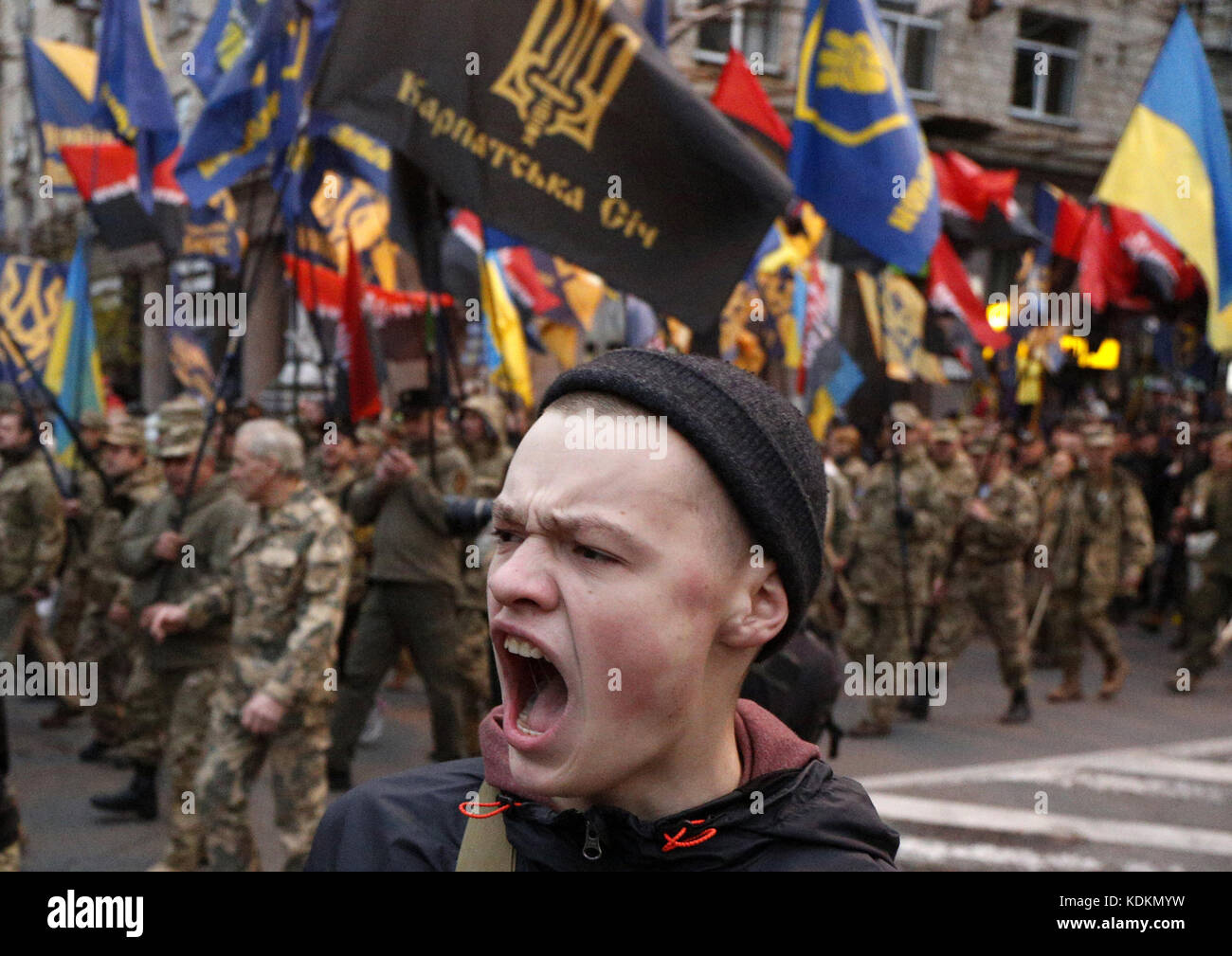 Украинцы бандеровцы. Украинские националисты. Украинские нацисты. Хохлы националисты. Лицо украинца.
