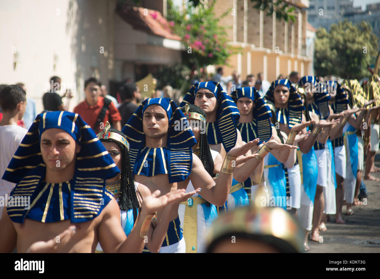 Alexandria, Egypt - 30 September 2017 - The inaugural festival in honor of Cleopatra coincided today with World Tourism Day.  The event included a parade along the corniche seafront with Cleopatra dressed in her golden royal robes and distinctive crown, accompanied by her two ladies-in-waiting and six officers dressed as ancient Egyptian soldiers.  The event also brings awareness about new discoveries made in the bottom of the Mediterranean Sea in the Alexandria area where 72 wrecks, 20 ships and army aircrafts from WWI and WWII and others that date back to 300 BC have been discovered.  An ini Stock Photo
