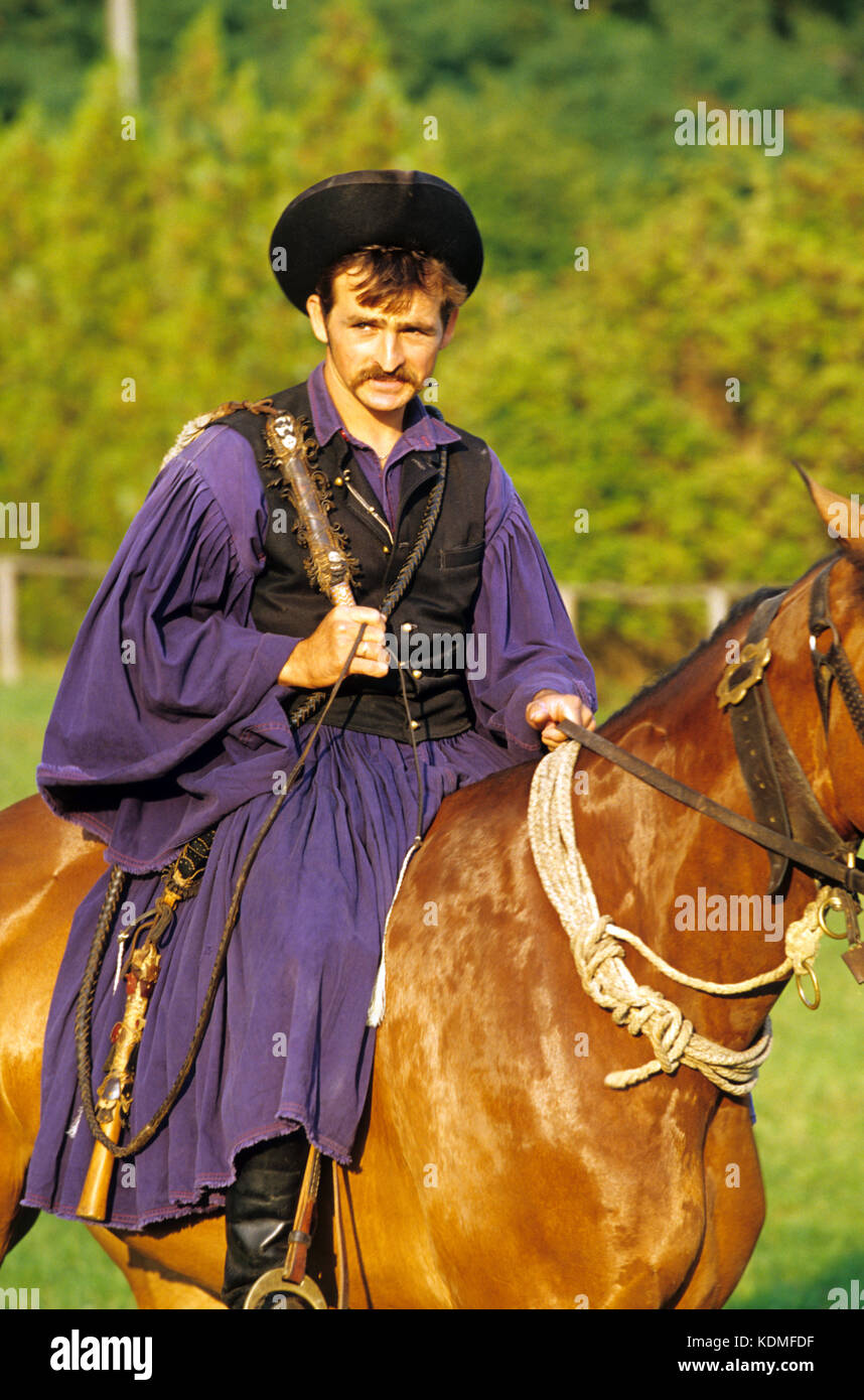 Ungarn, Balaton, Kaptalantoti im Kalbecken, Reiter Stock Photo