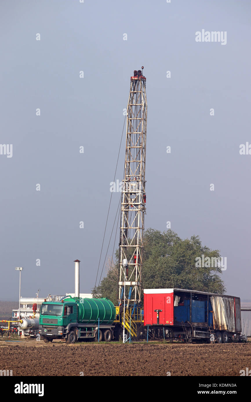 land oil drilling rig on oilfield Stock Photo