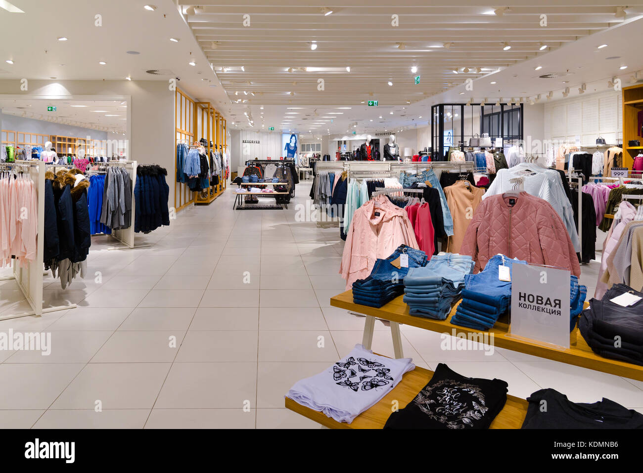 Teen Fashion 17 High Resolution Stock Photography And Images Alamy Teen Fashion 17 High Resolution Stock Photography And Images Alamy