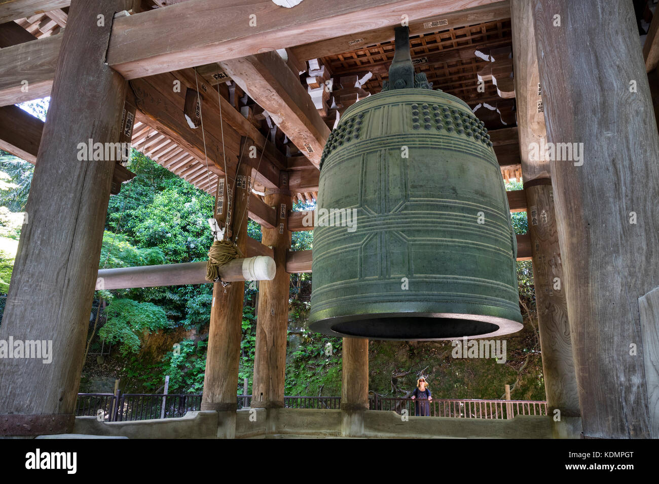 Kyoto, Japan - May 19, 2017:  Japan's largest ancient temple bell, located at Chion-in Stock Photo