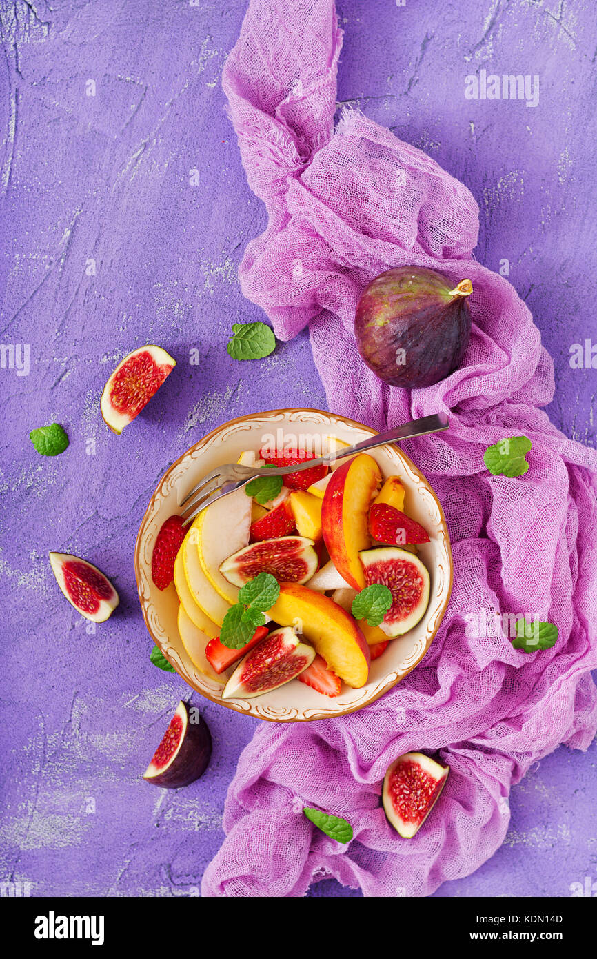 Vegan salad with figs, peaches, pears and strawberries Stock Photo Alamy