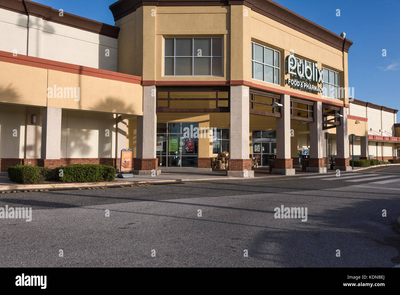 Publix supermarket grocery store hires stock photography and images