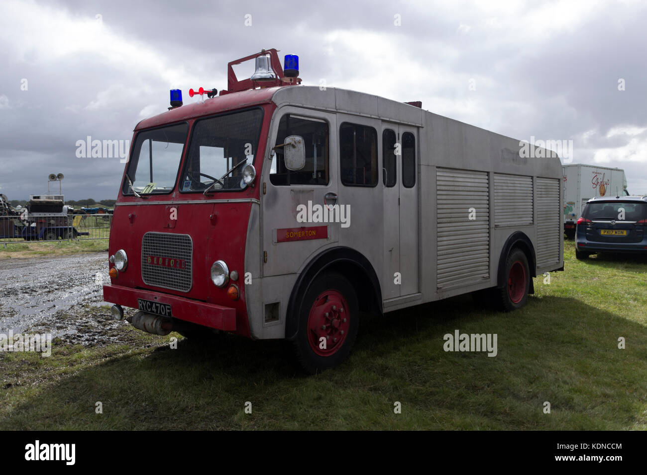 Bedford Fire Engine Stock Photos & Bedford Fire Engine Stock Images Alamy