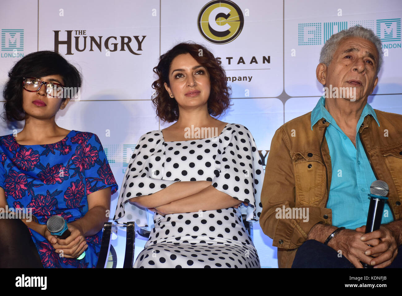 Mumbai, India. 14th Oct, 2017. Director Bornila Chatterjee, Tisca Chopra and Naseeruddin Shah at the special press meet before premiere of their film 'The Hungry' at Juhu in Mumbai. Credit: Azhar Khan/Pacific Press/Alamy Live News Stock Photo