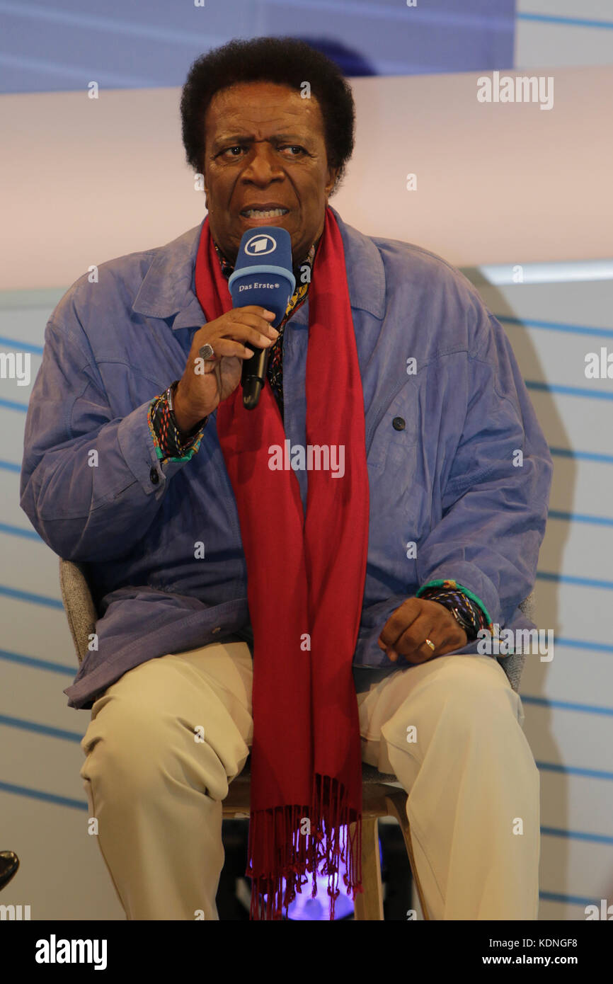 Frankfurt, Germany. 14th Oct, 2017. German Schlager singer Roberto Blanco gives an interview at the German public broadcaster ARD at the Frankfurt Book Fair. The Frankfurt Book Fair 2017 is the world largest book fair with over 7,000 exhibitors and over 250,000 expected visitors. It is open from the 11th to the 15th October with the last two days being open to the general public. Credit: Michael Debets/Pacific Press/Alamy Live News Stock Photo