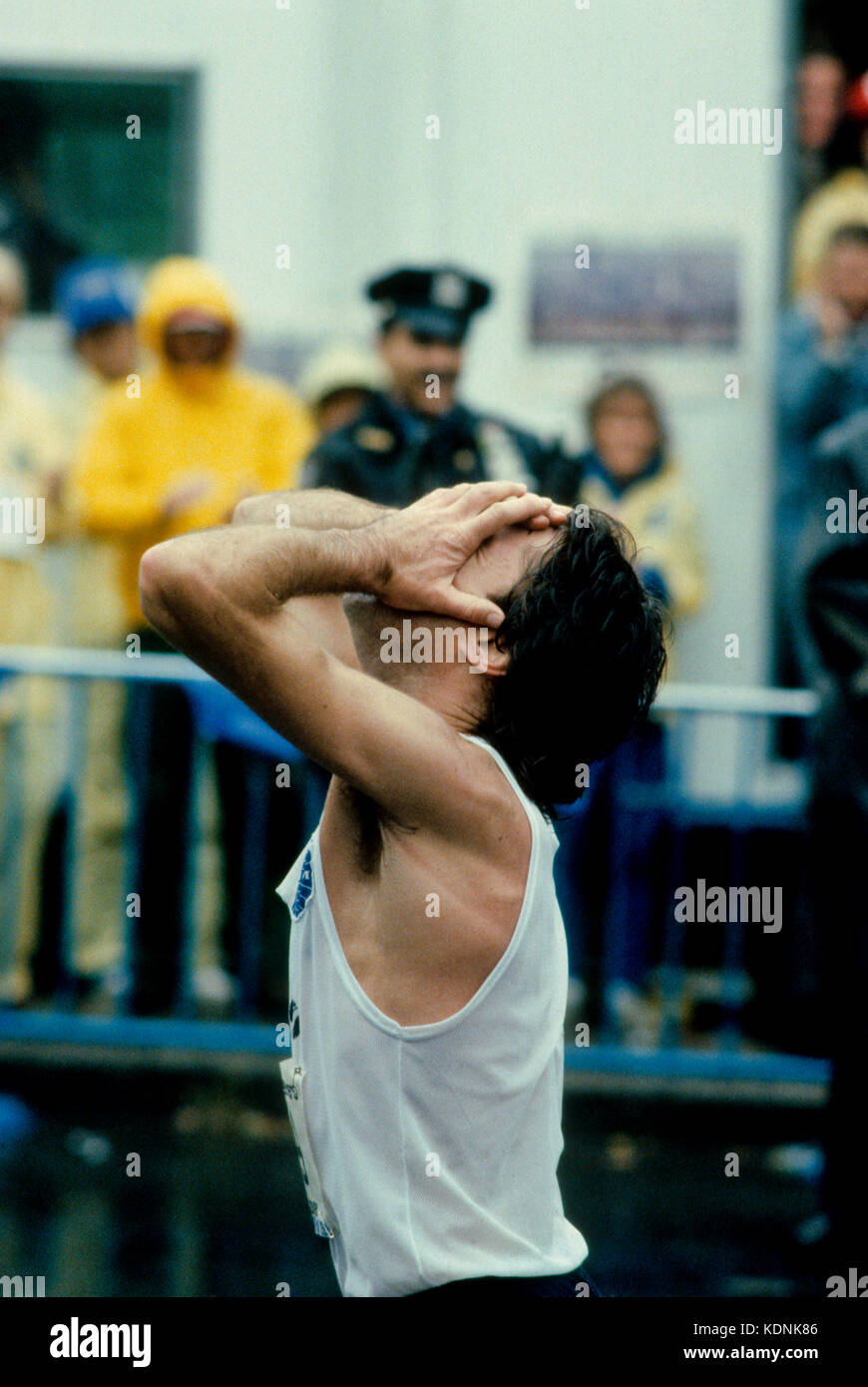 Rod Dixon (NZL) wins the 1983 New York City Marathon Stock Photo Alamy