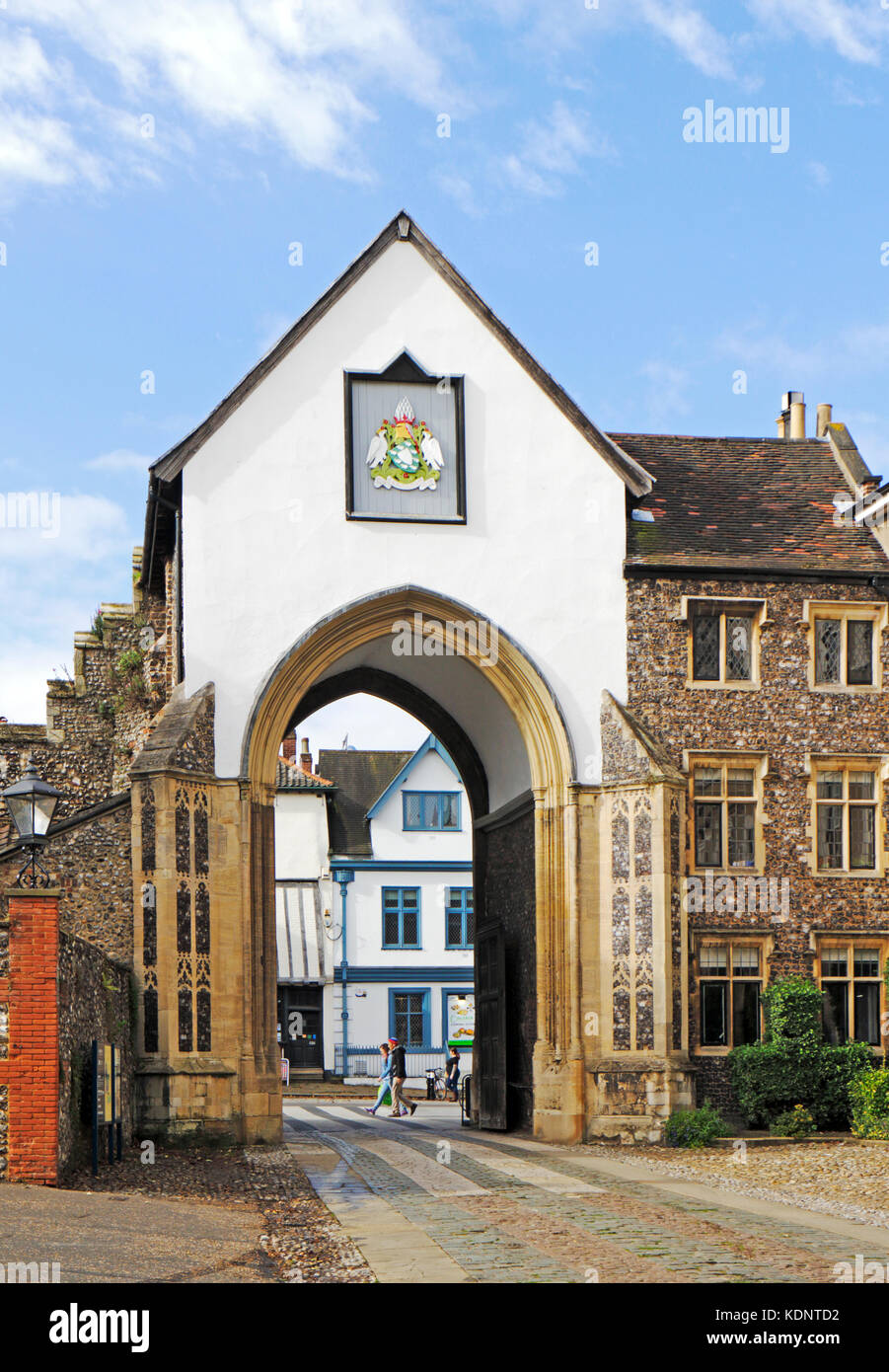 A view of the inner facade of the Erpingham Gate at the entrance to Norwich Cathedral, Norfolk, England, United Kingdom. Stock Photo