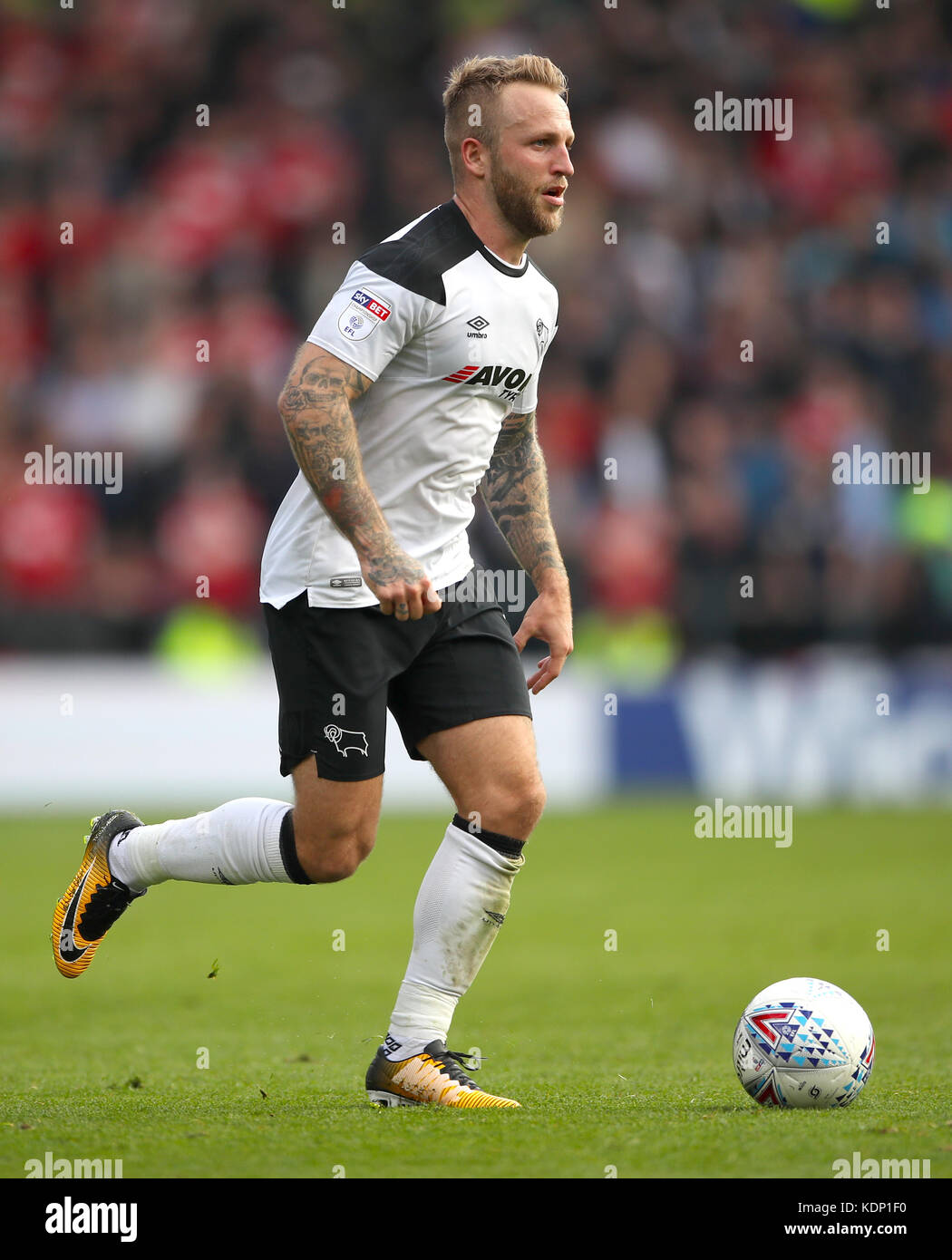 Derby County's Johnny Russell during the Sky Bet Championship match at Pride Park, Derby. PRESS ASSOCIATION Photo. Picture date: Sunday October 15, 2017. See PA story SOCCER Derby. Photo credit should read: Nick Potts/PA Wire. RESTRICTIONS: No use with unauthorised audio, video, data, fixture lists, club/league logos or 'live' services. Online in-match use limited to 75 images, no video emulation. No use in betting, games or single club/league/player publications. Stock Photo