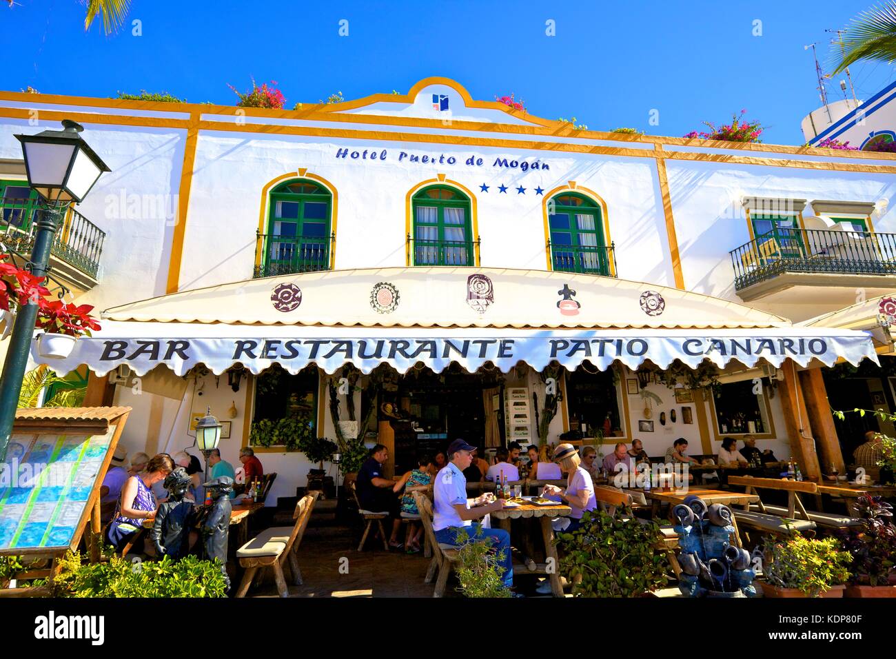 Gran canaria cafe restaurant hires stock photography and images Alamy