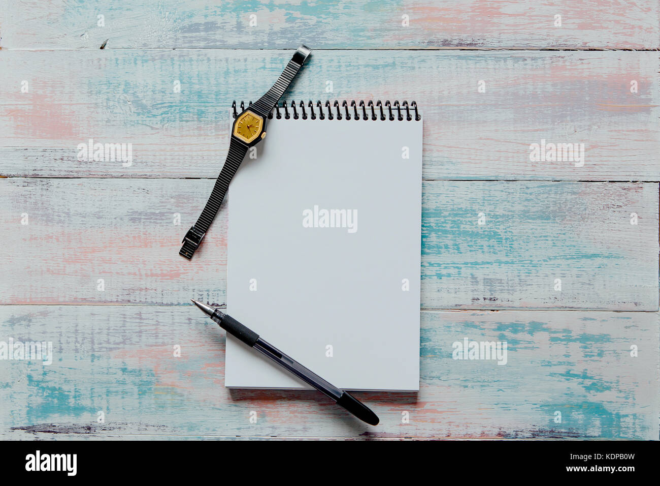 Deluxe book hi-res stock photography and images - Alamy