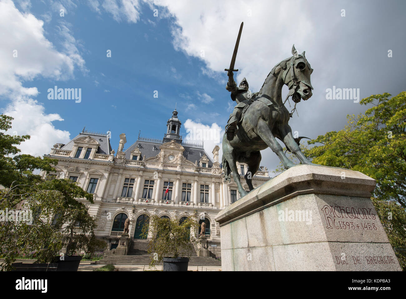 Statue of Duc de Bretagne Arthur de Richemont outside Hotel de Ville City Hall Vannes, Brittany, France. Stock Photo