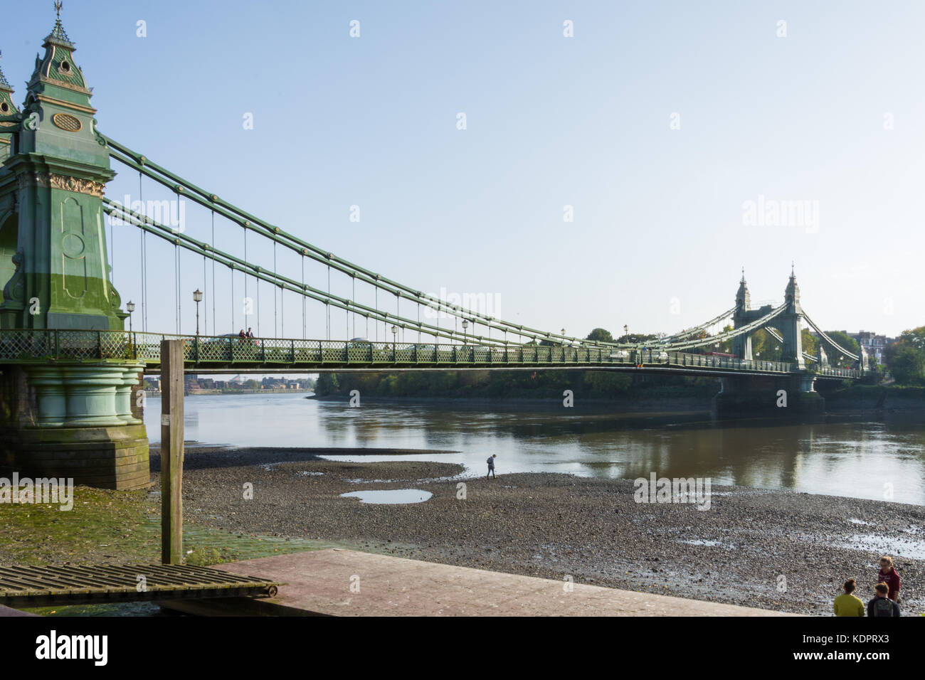 Hammersmith, London, UK. 15 Oct, 2017 UK weather. This weekend has