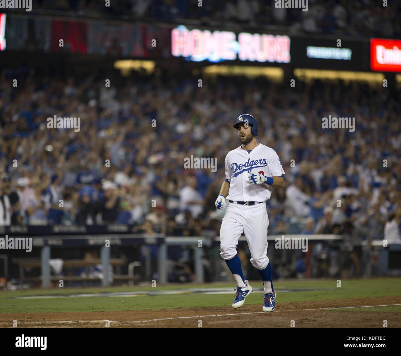 Los Angeles, CALIFORNIA, USA. 14th Oct, 2017. Los Angeles Dodgers (3) Chris Taylor runs the bases after hitting a solo home run in the sixth inning during the game 1 of the NLCS against the Chicago Cubs at Dodgers Stadium on Saturday 14 October 2017. Los Angeles Dodgers won the game 5 to 2.ARMANDO ARORIZO. Credit: Armando Arorizo/Prensa Internacional/ZUMA Wire/Alamy Live News Stock Photo