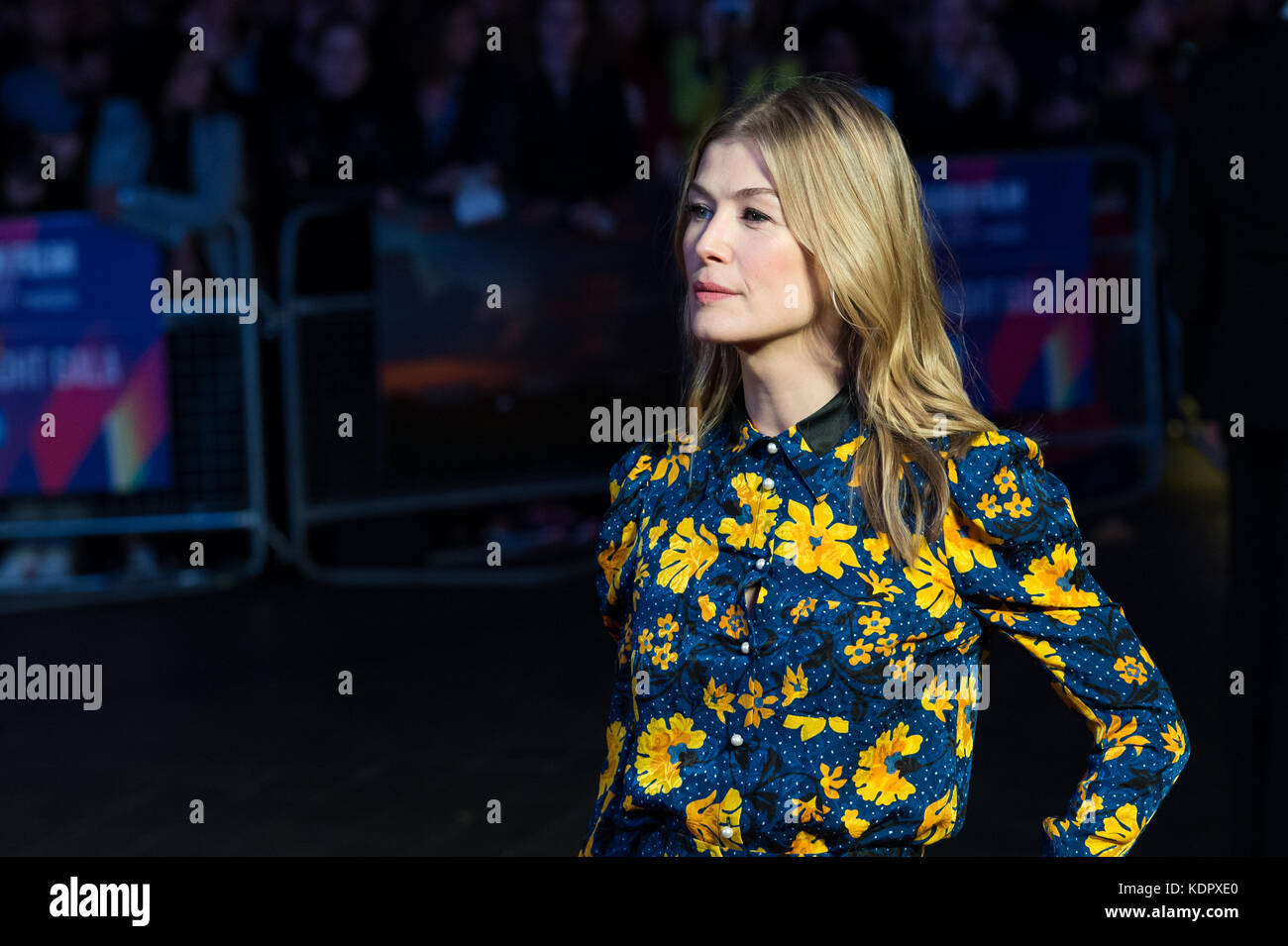 London, UK. 15th October 2017. Rosamund Pike arrives for the UK film