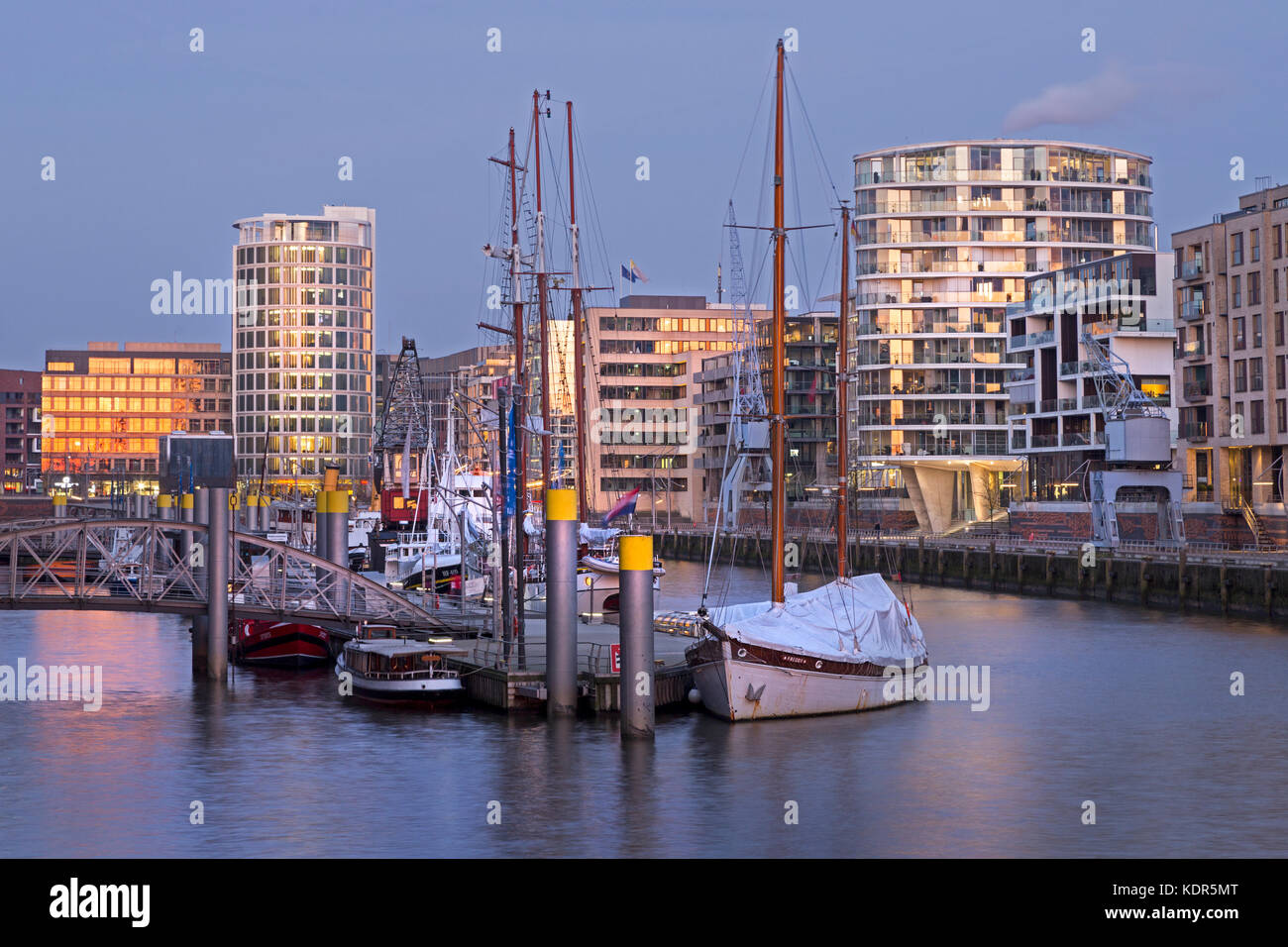 Office and residential buildings on Kaiserkai, museum harbor, Hafencity, Hamburg, Germany, Europe Stock Photo