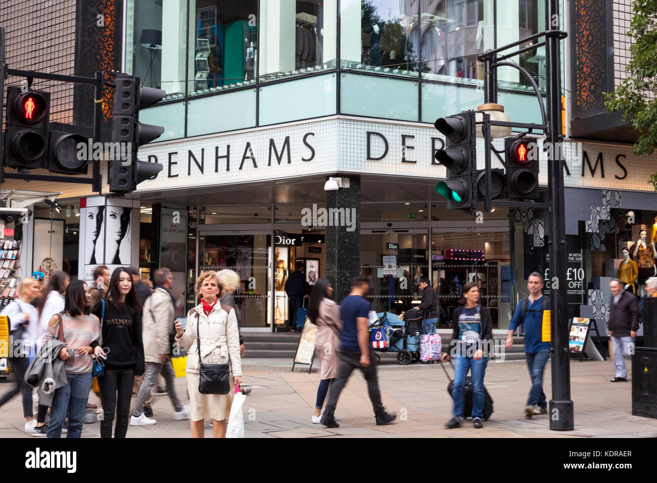Debenhams oxford street hires stock photography and images Alamy