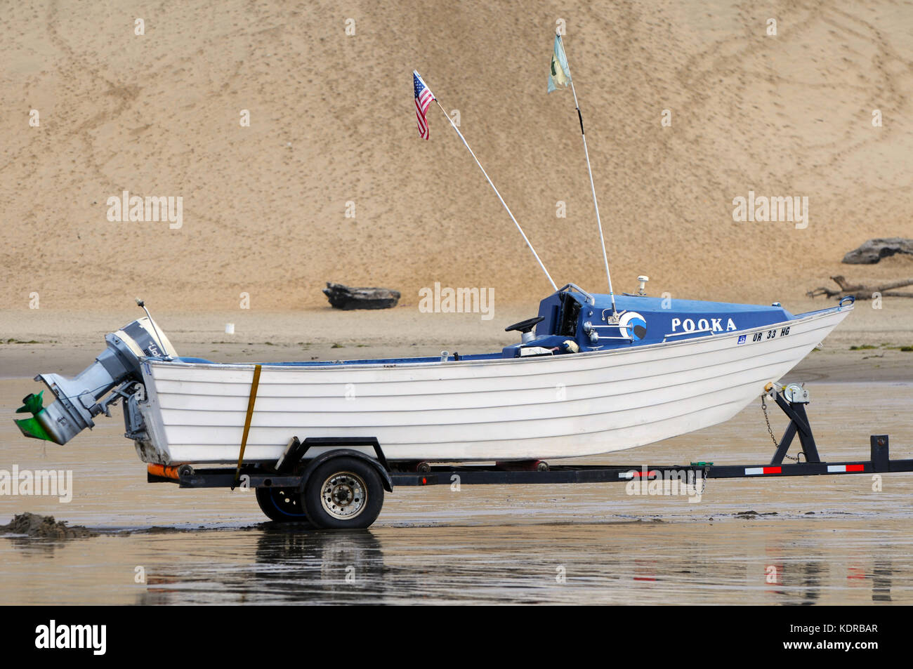 Dory boat, Pacific city seashore, Oregon Stock Photo - Alamy