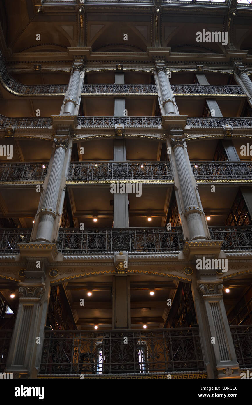 Interior of historic Peabody library Stock Photo Alamy