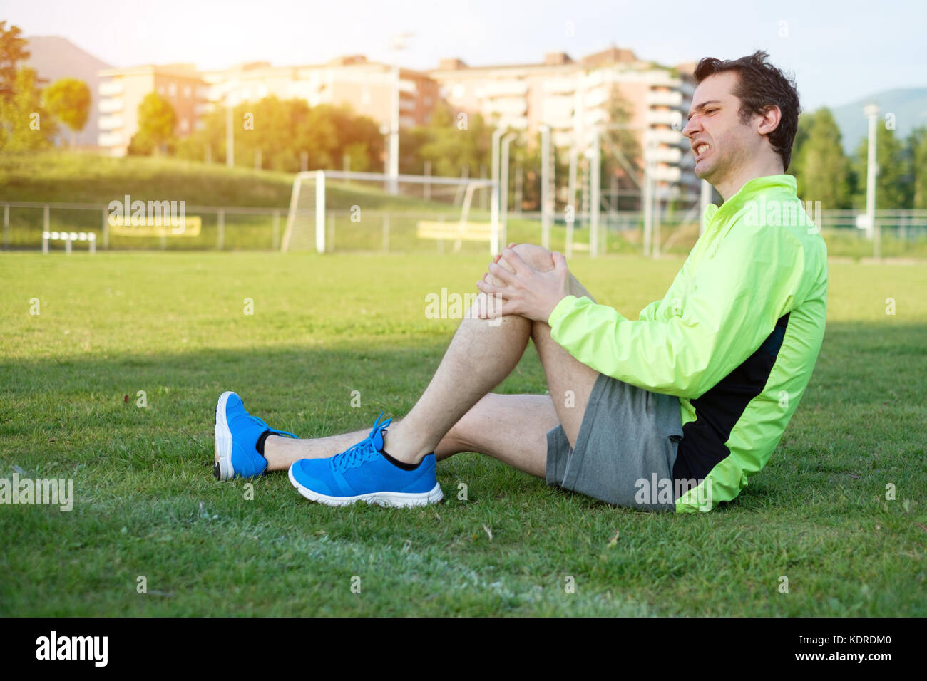 Injured soccer knee hires stock photography and images Alamy