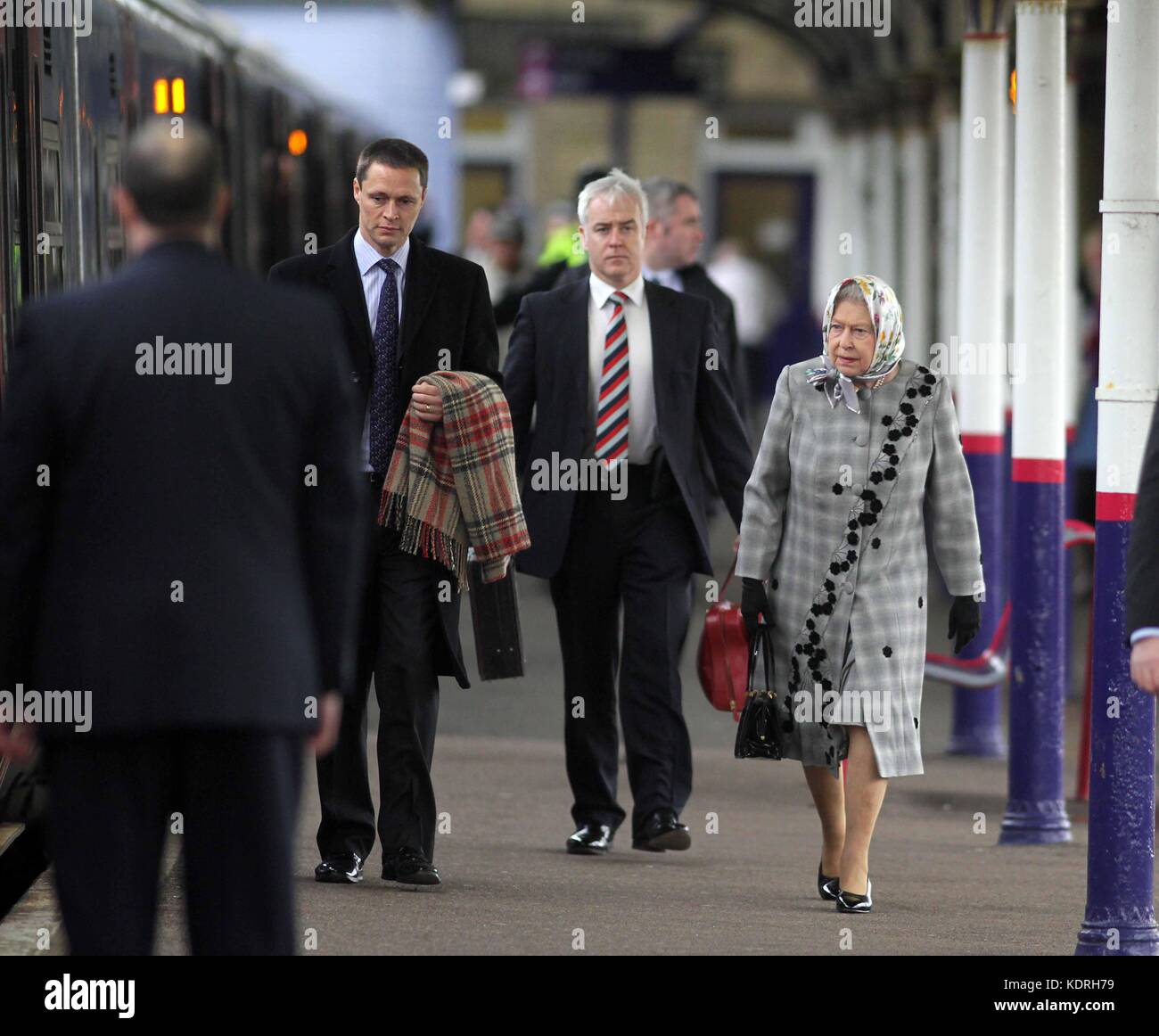 SANDRINGHAM, UNITED KINGDOM - FEBRUARY 07: Queen Elizabeth II  embarks on the train from platform one at Kings Lynn Railway station, Norfolk  at the end of her Christmas  holiday at Sandringham  on February 7, 2011 in London, England.  People:  Queen Elizabeth II  Transmission Ref:  MNCUK1   Credit: Hoo-Me.com/MediaPunch ***NO UK*** Stock Photo