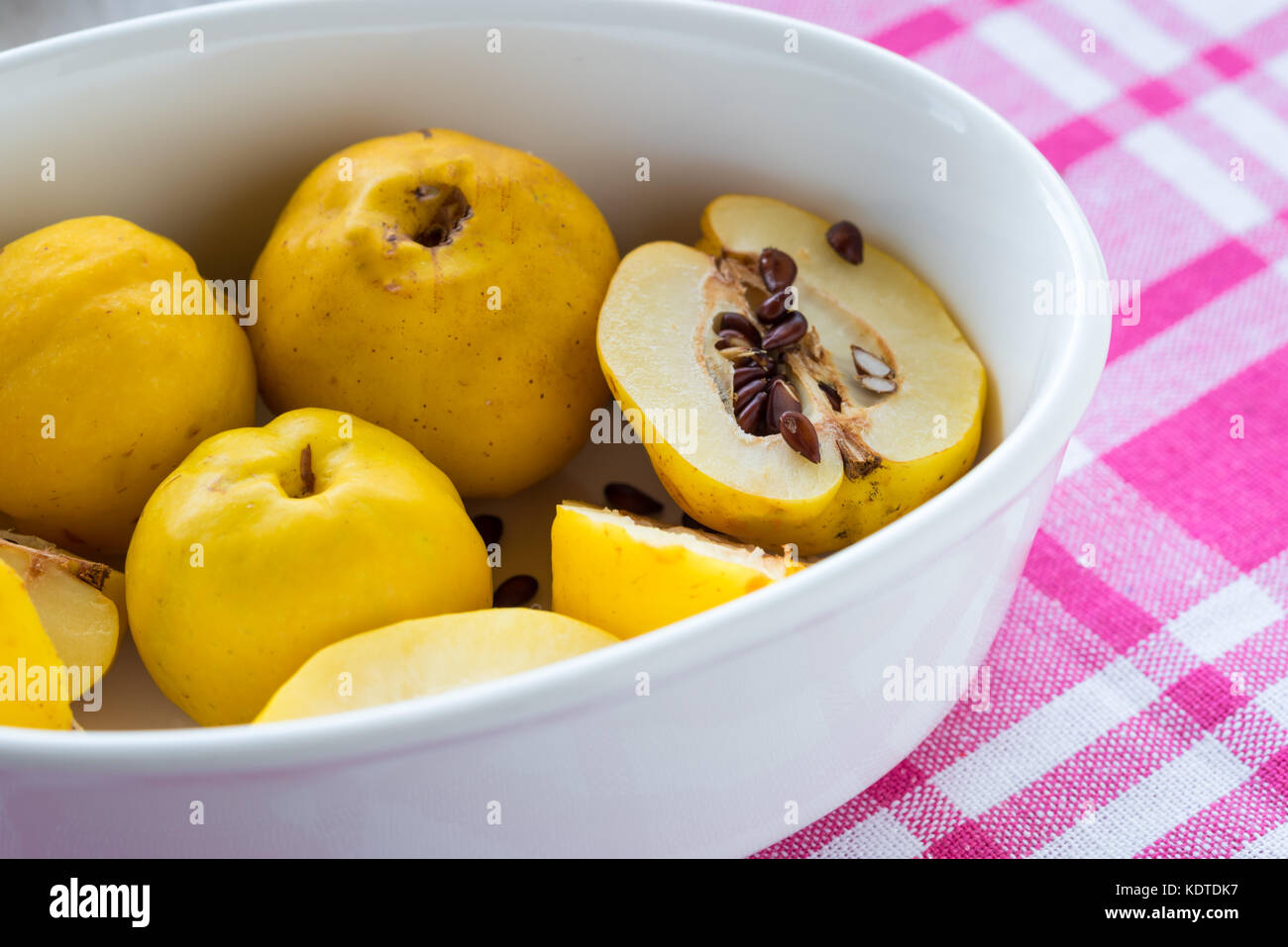 Fresh quince fruits Stock Photo Alamy
