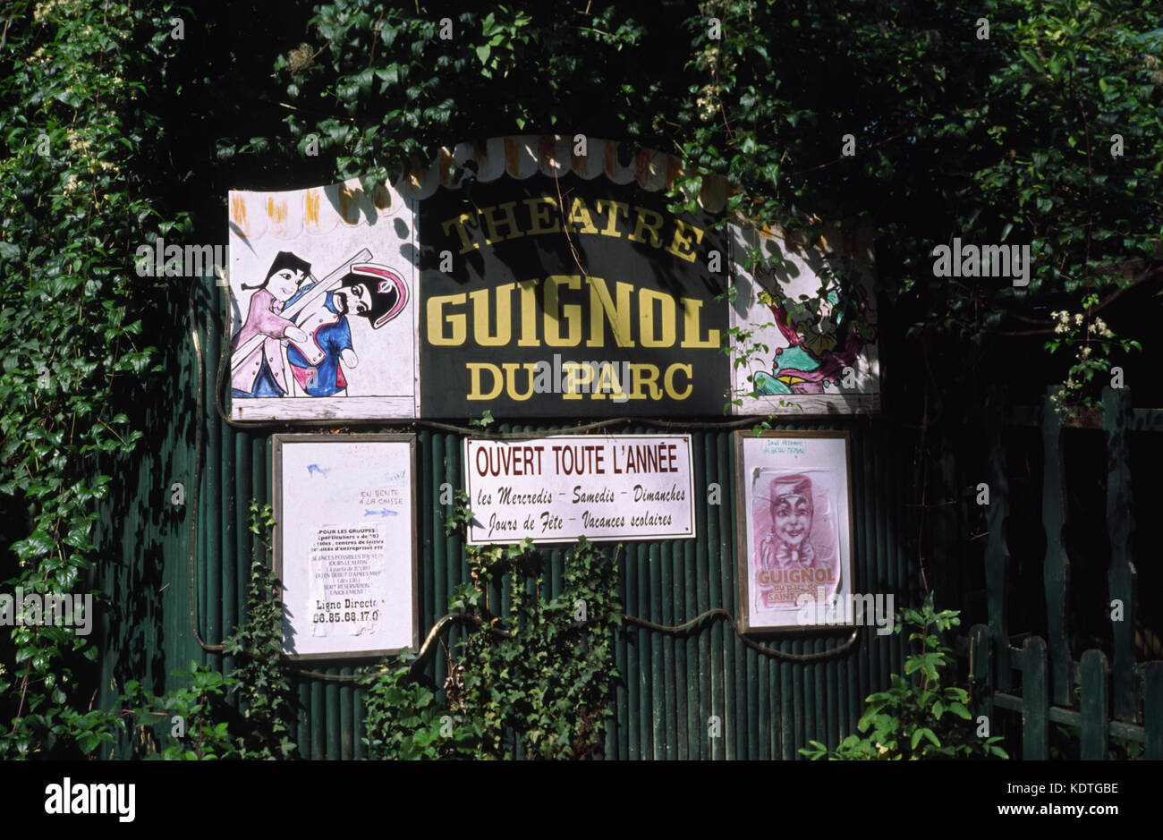 Guignol de paris hi-res stock photography and images - Alamy
