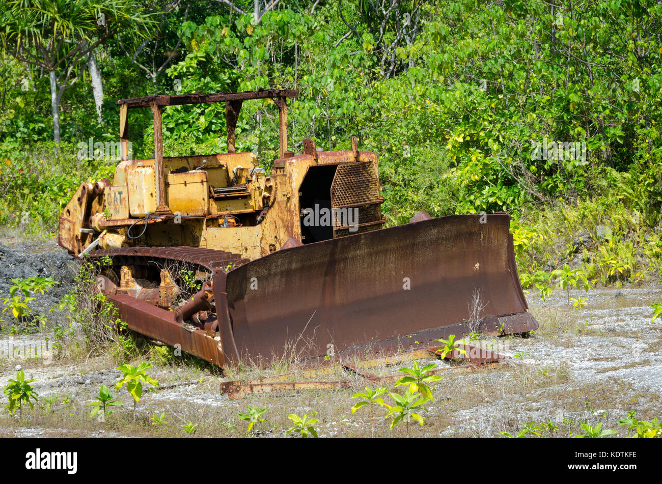 Abandoned bulldozer, Liku, Niue, South Pacific Stock Photo