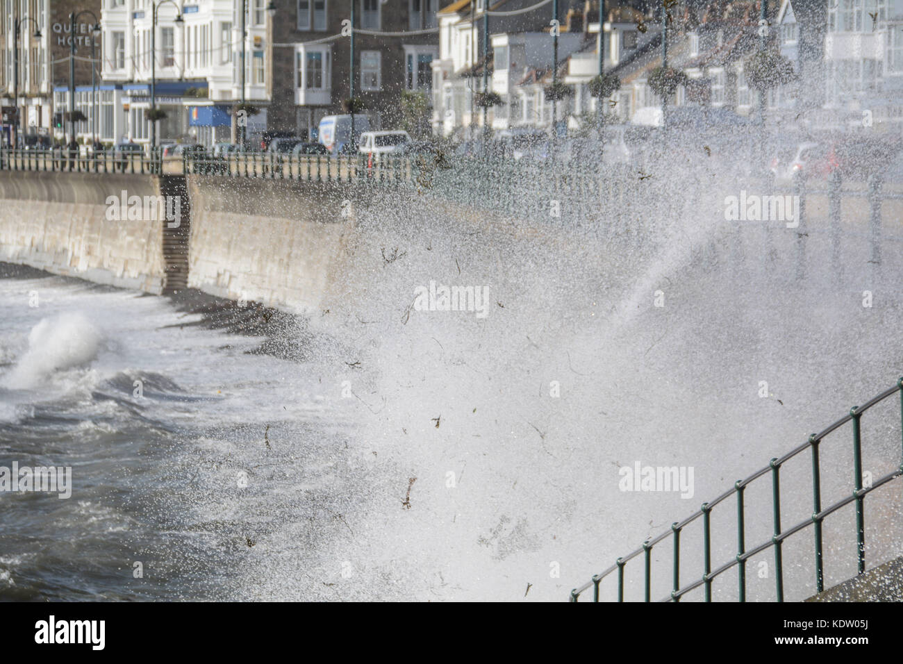 Penzance, Cornwall, UK. 16th Oct, 2017. UK Weather. Storm Ophelia hits Penzance in Cornwall . as the afternoon progresses the tide and swell are due to increase even more. Credit: Simon Maycock/Alamy Live News Stock Photo