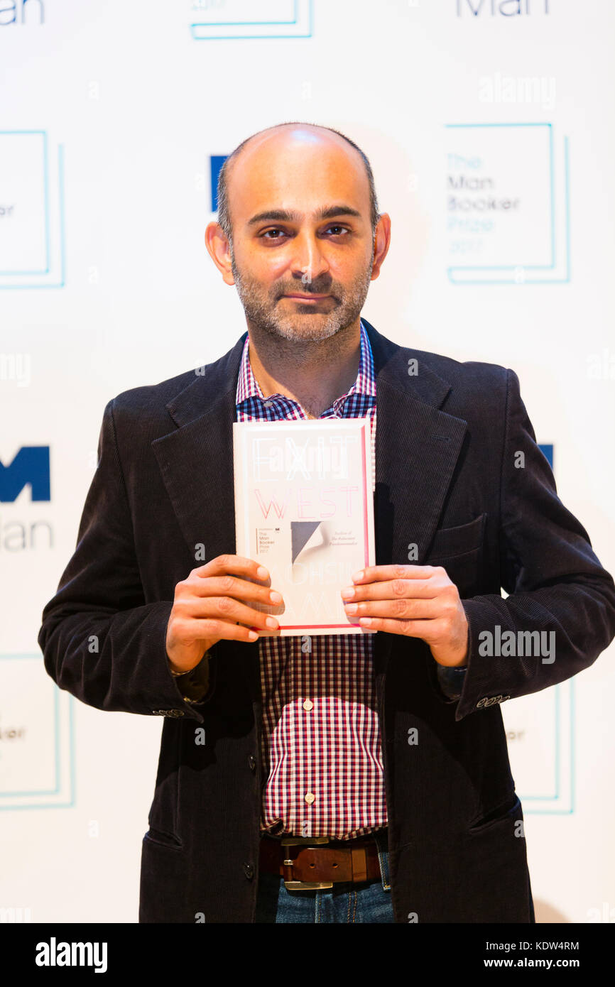 London, UK. 16th October, 2017. Mohsin Hamid, author of Exit West, shortlisted for the 2017 Man Booker Prize for Fiction. Credit: Dave Stevenson/Alamy Live News Stock Photo
