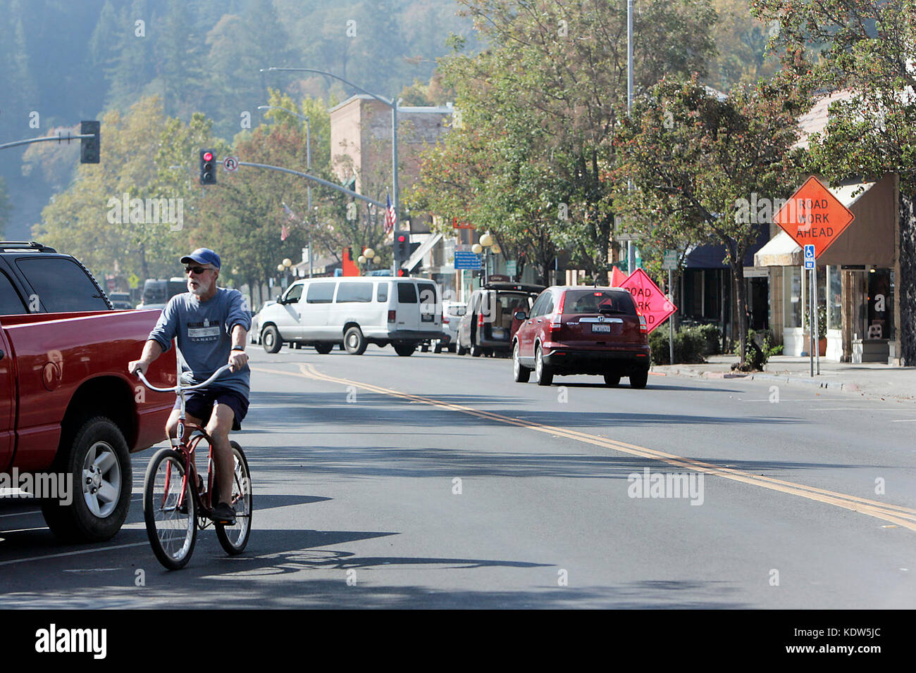 Calistoga, CA, USA. 16th Oct, 2017. Mandatory evacuations for the city