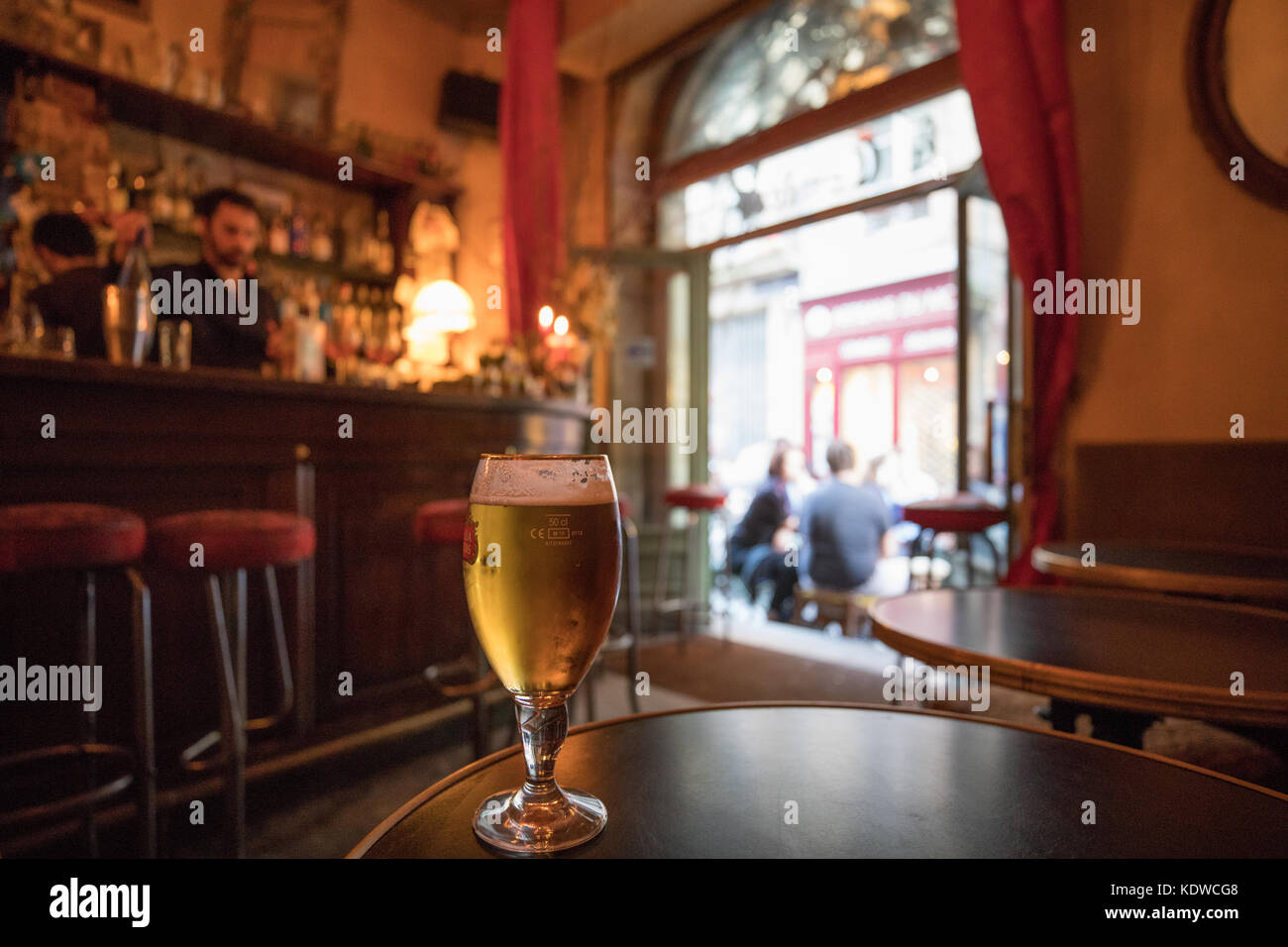 A bar in the Old Town, Bordeaux, Acquitaine, France Stock Photo