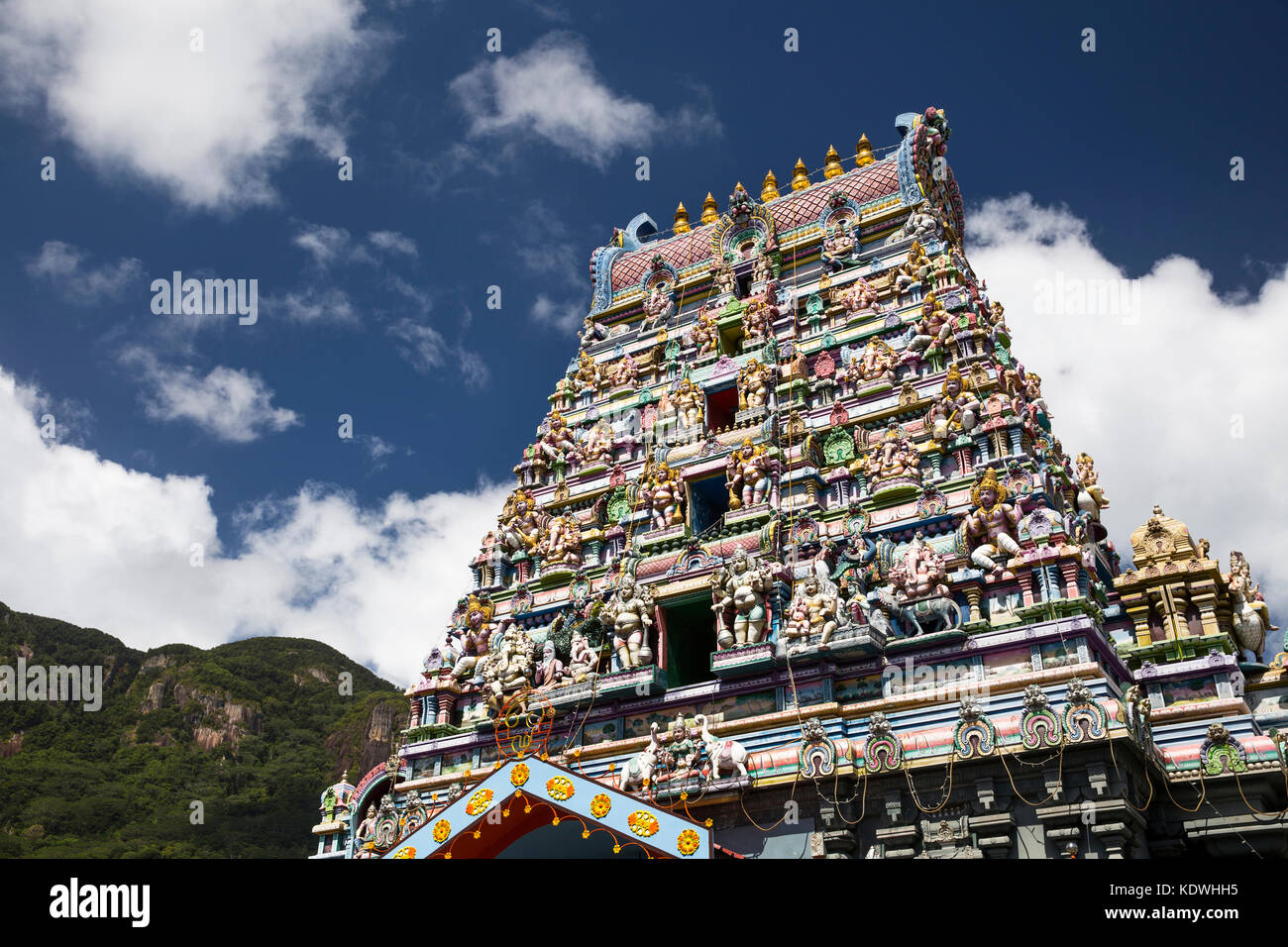 The Seychelles, Mahe, Victoria, Quincy Street, Arul Mihu Sri Navasakthi Vinayagar Thunai Hindu Kovil Sangam, temple, gopuram detail Stock Photo