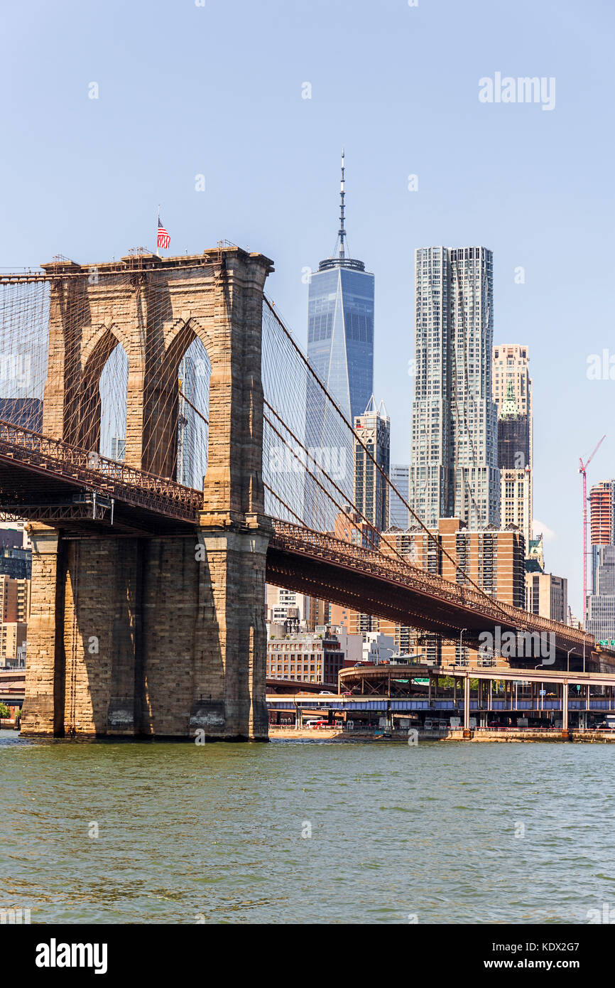 Brooklyn Bridge and Manhattan skyline, NYC, USA Stock Photo