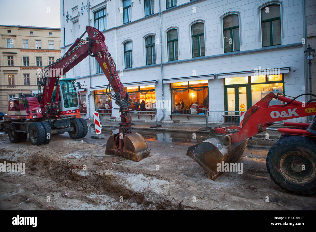 8 JAN, 2011 In the center of Berlin (Germany) roadworks hinder road traffic Stock Photo