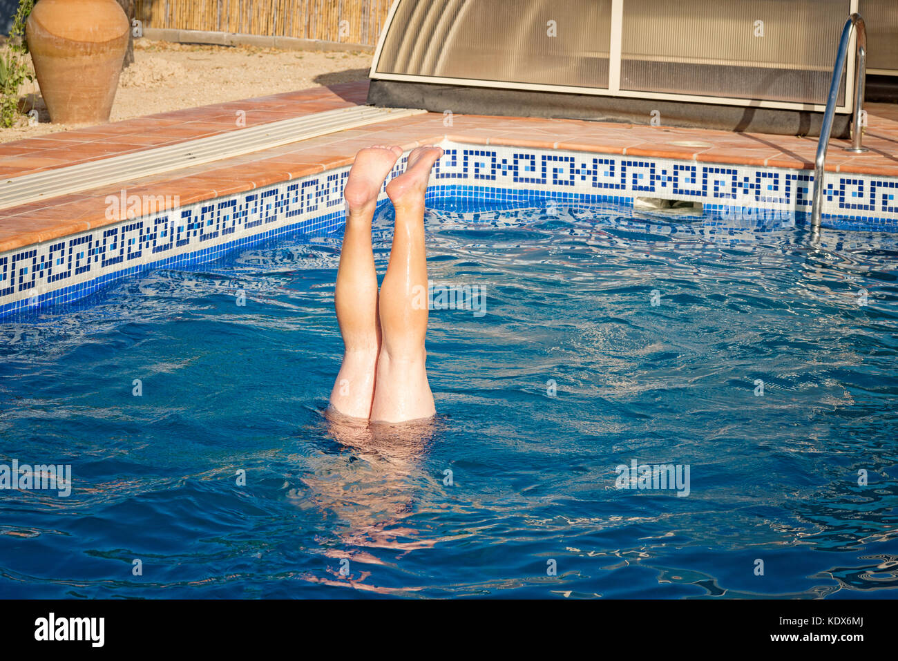 Legs sticking out hires stock photography and images Alamy