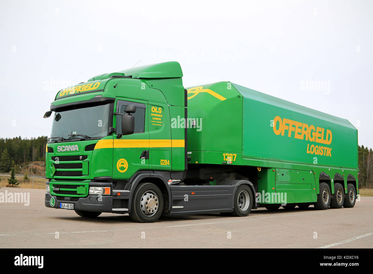 PAIMIO, FINLAND - APRIL 19, 2016: Green Scania G410 semi truck and tank  trailer parked at the asphalt yard of a truck stop in South of Finland  Stock Photo - Alamy