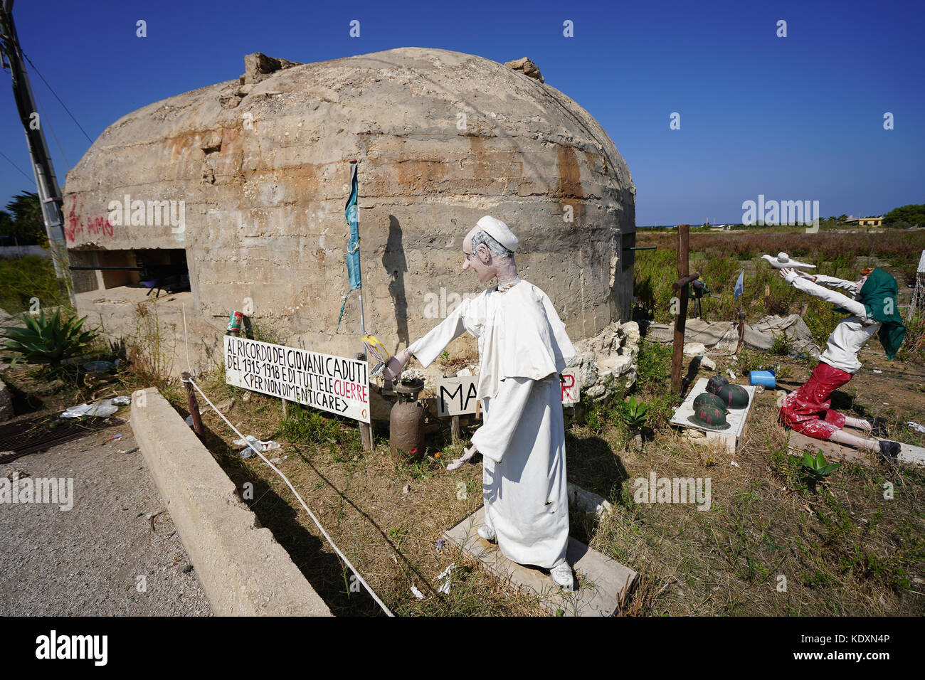 An old second world war two bunker near Trapani. From a series of travel  photos in Sicily, Italy. Photo date: Saturday, September 30, 2017. Photo  cred Stock Photo - Alamy
