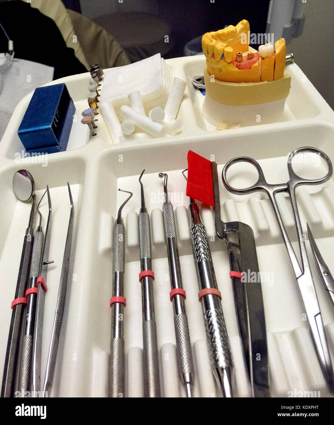 Dental Appliance Stock Photos & Dental Appliance Stock Images Alamy