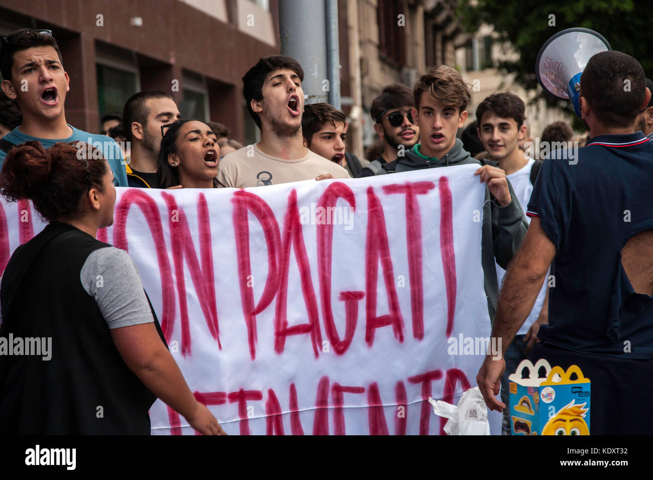 Hundreds of students protest in Palermo against the job school alternation provided by Good School Law. Stock Photo