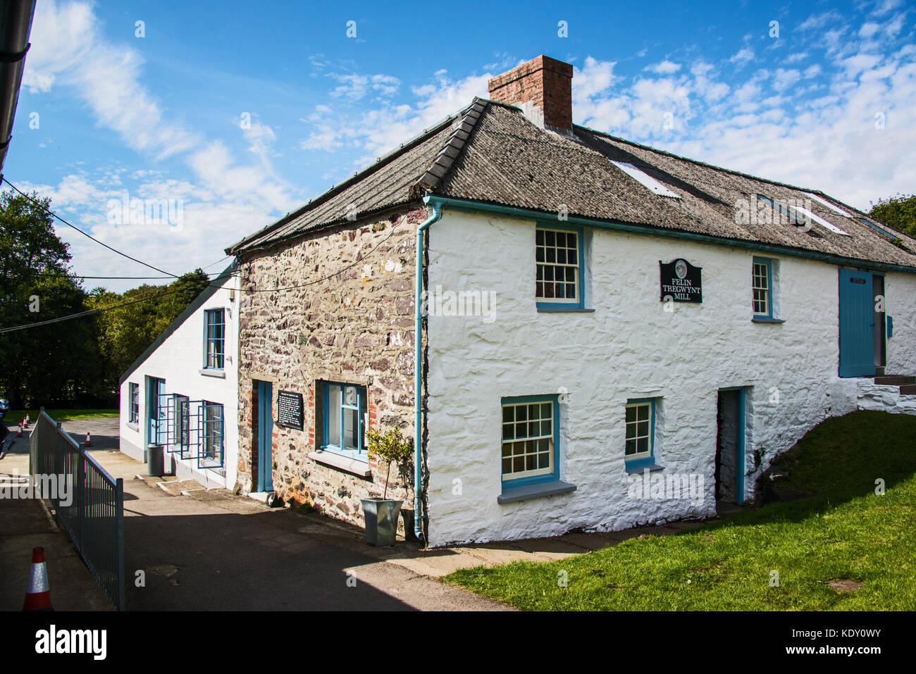 Tregwynt Mill, Haverfordwest SA62 5UX Stock Photo Alamy