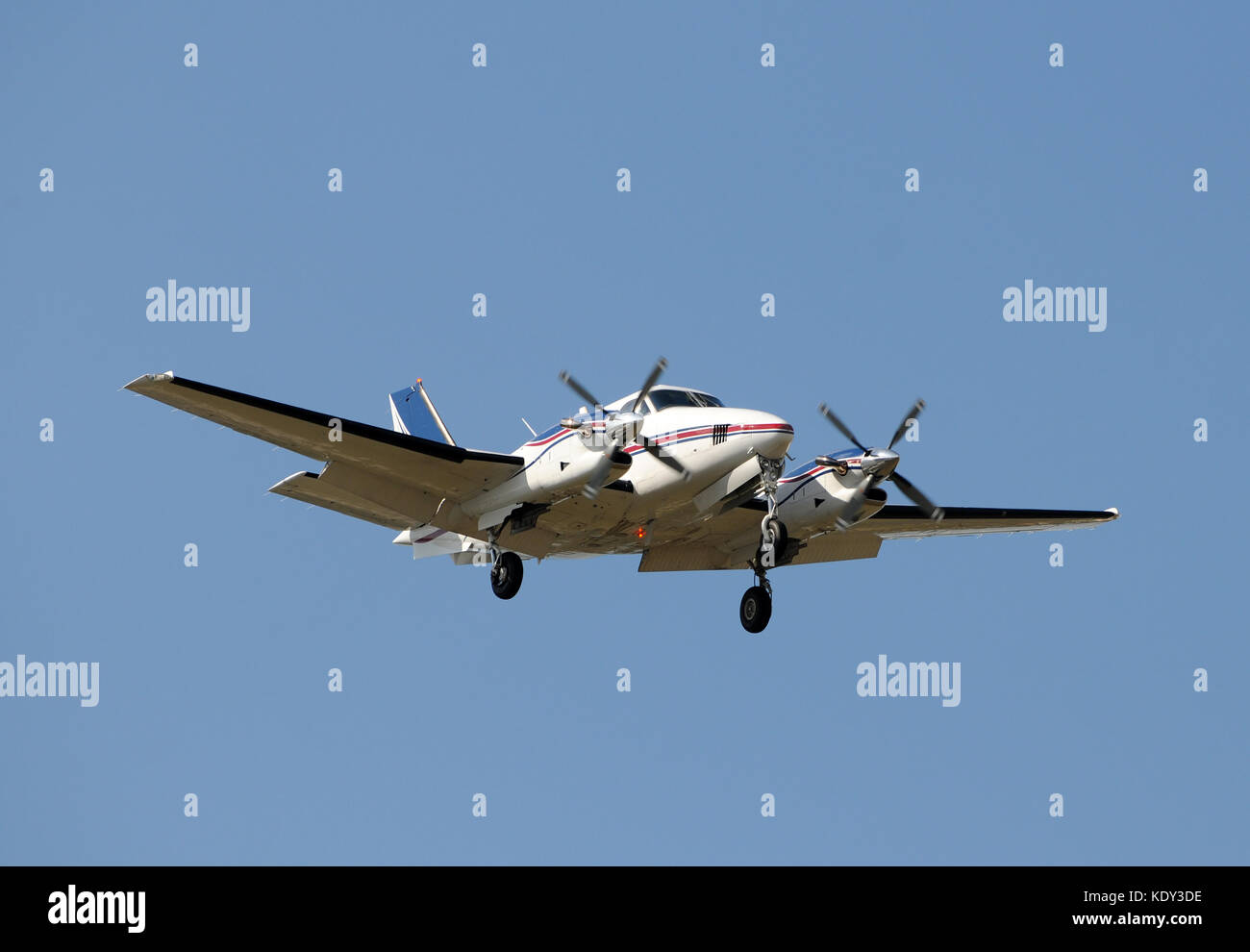 Modern turboprop airplane approach for landing Stock Photo - Alamy